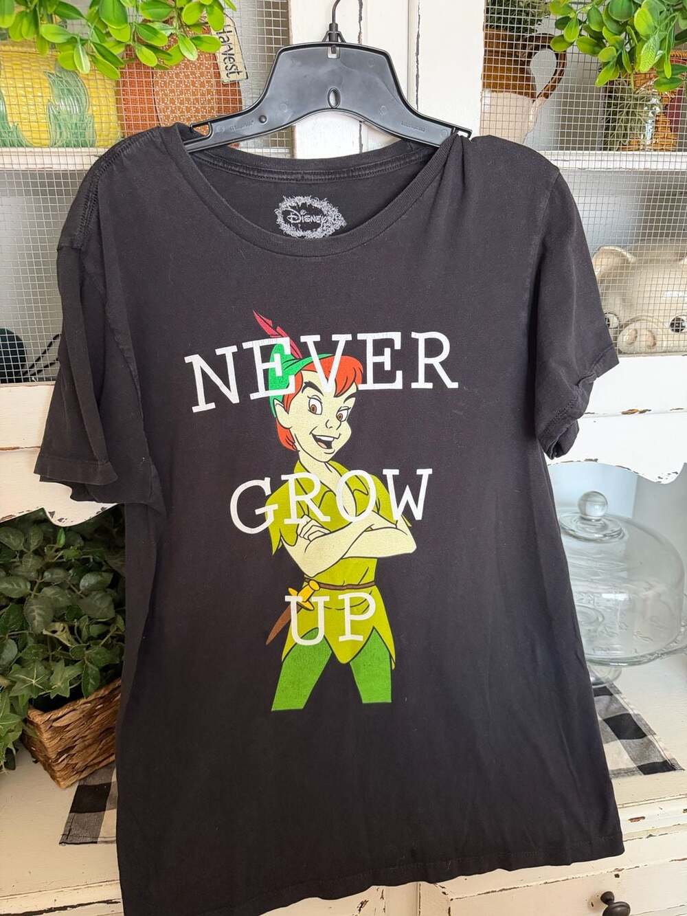 Disney Peter Pan Never Grow Up T-Shirt Size L Black
